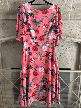 Vince Camuto Coral Floral Midi Dress